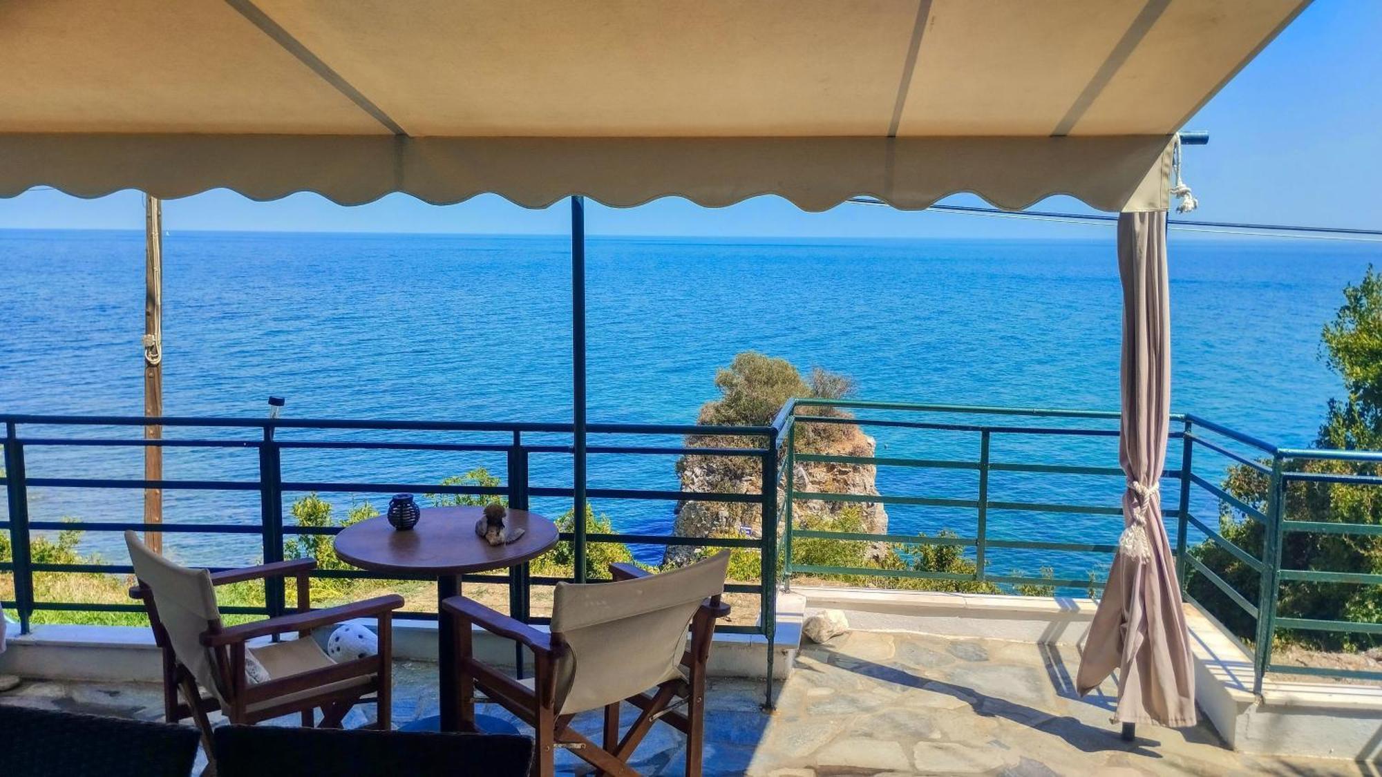 Kamari Guesthouse Κεραμίδι Εξωτερικό φωτογραφία